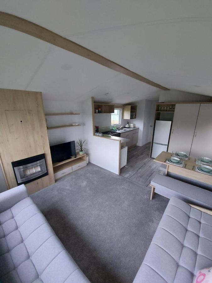 Woofles Luxury Caravan At Knaresborough Lido Екстериор снимка